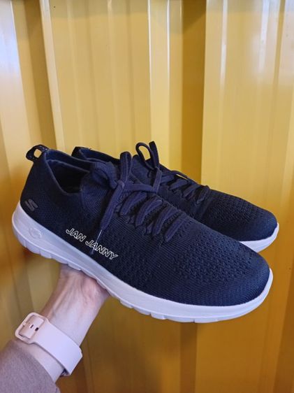 รองเท้าskechers