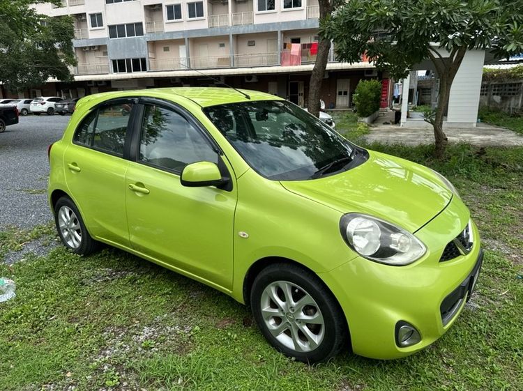 รถ Nissan March 1.2 VL สี เขียว