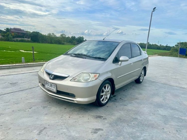 รถ Honda City 1.5 V i-VTEC สี บรอนซ์ทอง