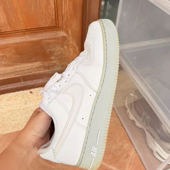 ขายรองเท้า Nike มือ 2 พร้อมใช้งาน (แท้ 💯)