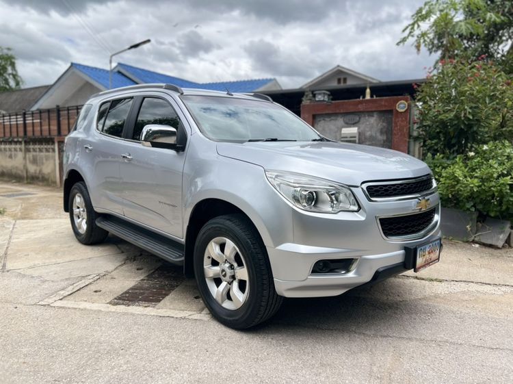 รถ Chevrolet Trailblazer 2.8 LTZ 4WD สี บรอนซ์เงิน