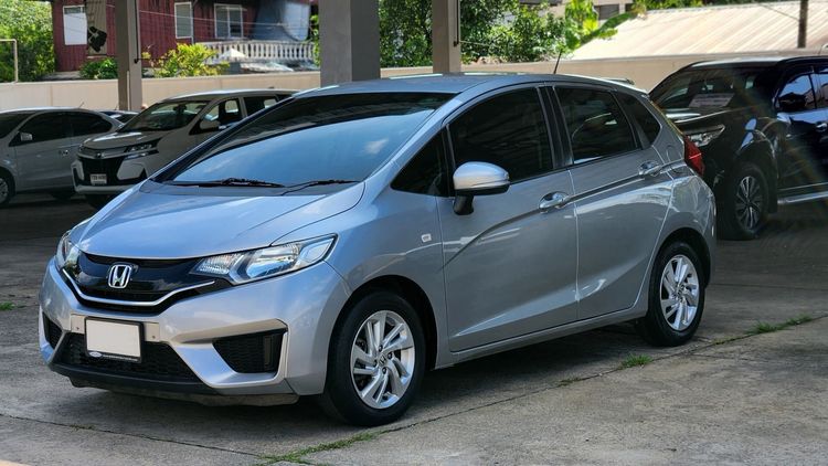 Honda Jazz 2016 1.5 V i-VTEC Sedan เบนซิน ไม่ติดแก๊ส เกียร์อัตโนมัติ บรอนซ์เงิน