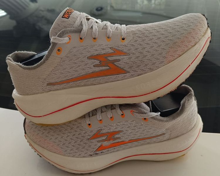 ขาบถูก รองเท้าวิ่ง World Run size 40/250cm เบามากนิ่มเด้ง ใส่สบายมาก ของแท้ 100% รูปที่ 3
