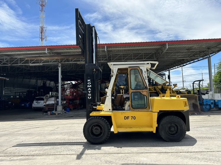 รถฟอร์คลิฟท์ KOMATSU รุ่น DF70 ขนาด 7 ตัน ยกสูง 3 เมตร งาสไลด์ รถเก่านอก