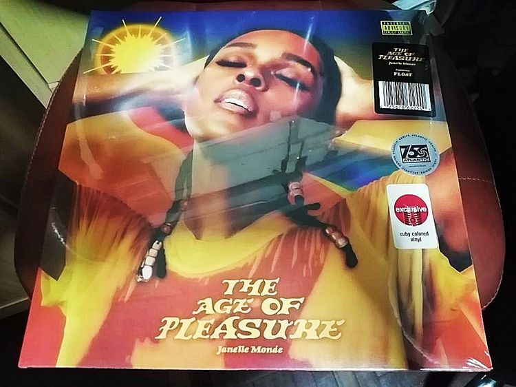 ภาษาอังกฤษ ขายแผ่นเสียง Janelle Monae ชุด The Age of (USA) Pleasure Limited Edition 1LP Ruby Red Vinyl ครับ