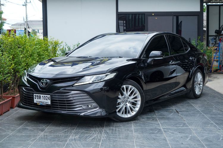 รถ Toyota Camry 2.5 G สี ดำ