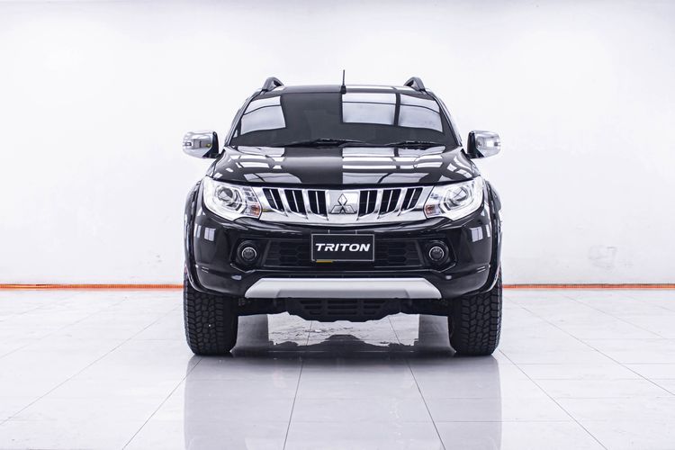 Mitsubishi Triton 2015 2.4 GLS Plus Pickup ดีเซล ไม่ติดแก๊ส เกียร์ธรรมดา ดำ รูปที่ 4