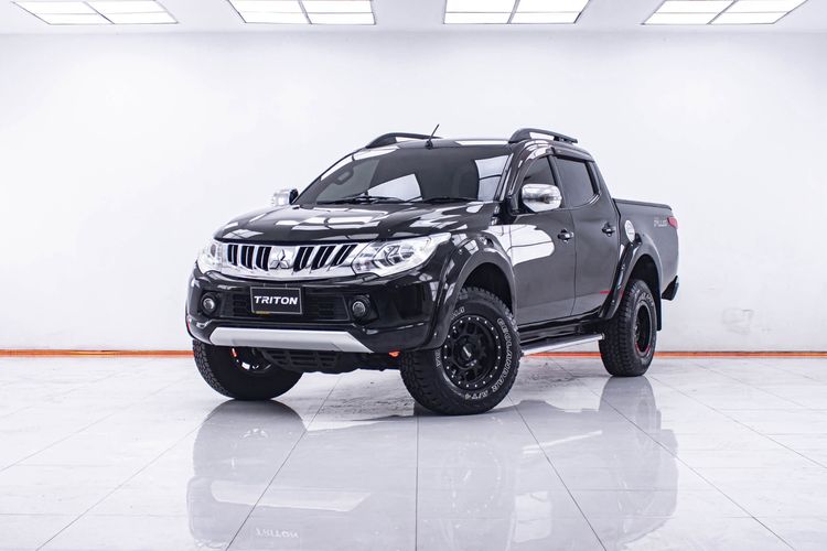 Mitsubishi Triton 2015 2.4 GLS Plus Pickup ดีเซล ไม่ติดแก๊ส เกียร์ธรรมดา ดำ