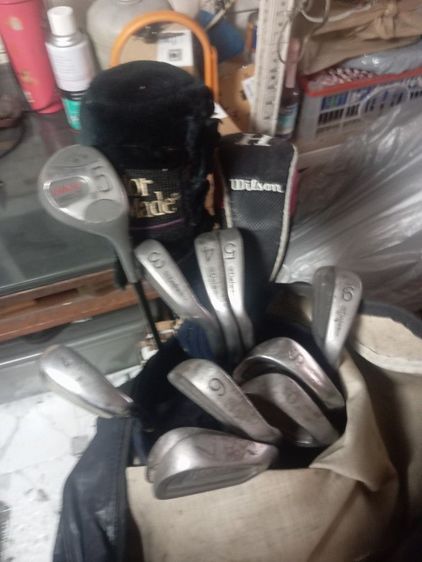 อื่นๆ ไม่ระบุ ชุดไม้กอล์ฟพร้อมถุง มีเหล็ก ยี่ห้อDaiwa มีหัวไม้อีก3อัน ยี่ห้อ Wilson กับ TaylorMade พร้อมถุง ยี่ห้อ Yonexใช้ได้ทุกช่อง ขายตามสภาพ