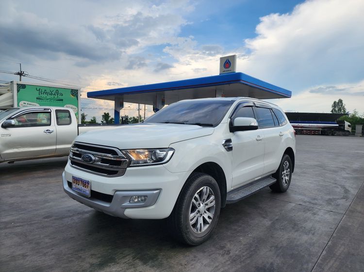 Ford Everest 2016 2.2 Titanium Utility-car ดีเซล ไม่ติดแก๊ส เกียร์อัตโนมัติ ขาว รูปที่ 3