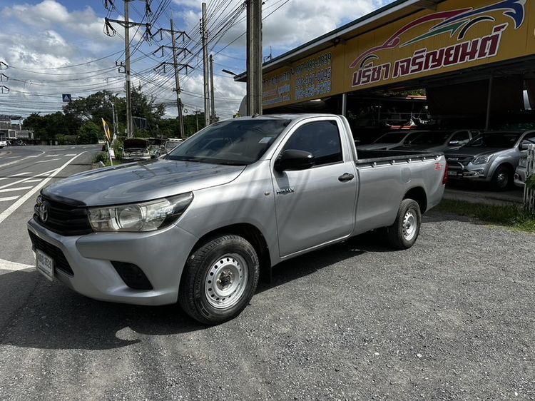 รถ Toyota Hilux Revo 2.4 J สี เทา