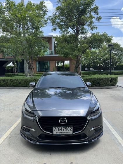รถ Mazda Mazda3 2.0 S Sports สี เทา