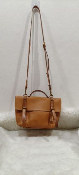หญิง กป หนังแท้หนังฟอก ถือได้ สะพายได้ ราคา 890 บาท