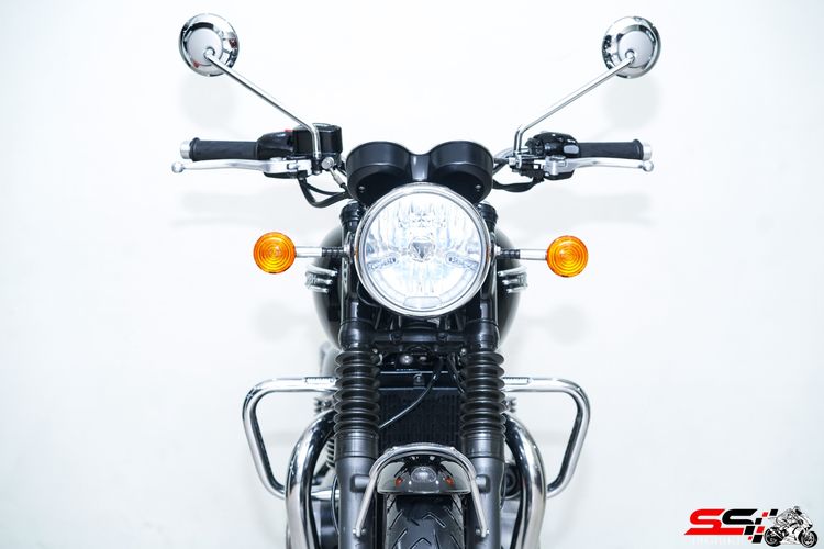 Triumph Bonneville T120 สีดำ ปี2022 วิ่งน้อย 7,400km ไมล์แท้ เบรค brembo มือเดียวสภาพป้ายแดง รถสวยมาก รูปที่ 4