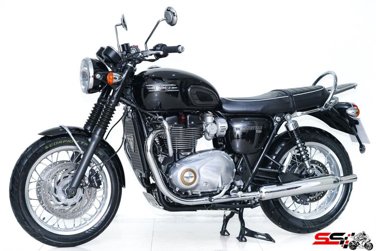 Triumph Bonneville T120 สีดำ ปี2022 วิ่งน้อย 7,400km ไมล์แท้ เบรค brembo มือเดียวสภาพป้ายแดง รถสวยมาก รูปที่ 13