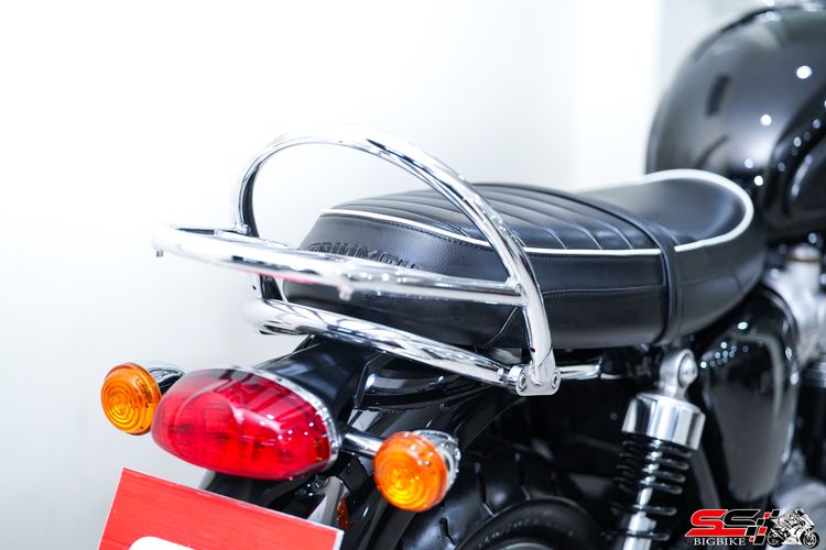 Triumph Bonneville T120 สีดำ ปี2022 วิ่งน้อย 7,400km ไมล์แท้ เบรค brembo มือเดียวสภาพป้ายแดง รถสวยมาก รูปที่ 7