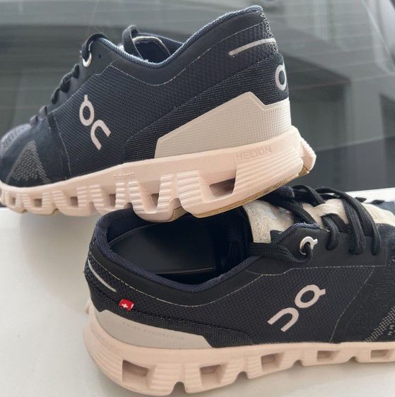 ขาย On Cloud x สี Black/Pearl size 43/270-275cm สภาพสวย ของแท้ 100% รูปที่ 6
