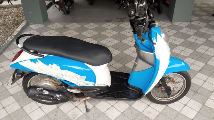 ขาย scoopy i ตัวเก่าภาษีขาดแต่เกิน ดูรถได้ที่พระยาสุเรนทร์