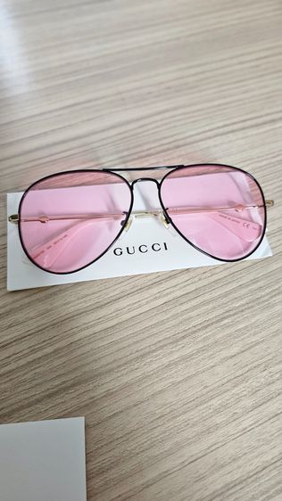 แว่นกันแดด Gucci 
