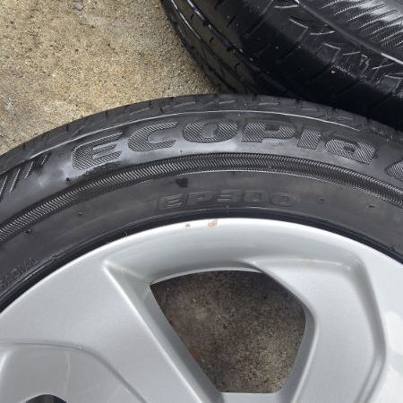 ขายแม็ก​เดิม​ Honda​ City ขอบ15 เดิมๆไม่เคยซ่อมหรือทำสี​ มีรอยนิดหน่อย​พร้อมยาง​ Bridgestone Ecopia ep300​ 185 60 15 ปลายปี21 ชุด4วง​ 2800​บ รูปที่ 7