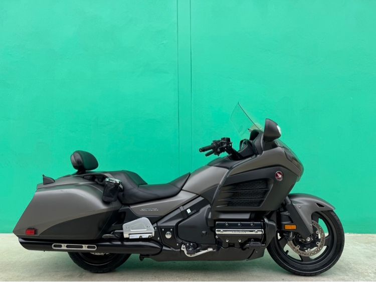รุ่นอื่นๆ 2019 Honda GoldWing  F6B สีเทา ปี17จด19 