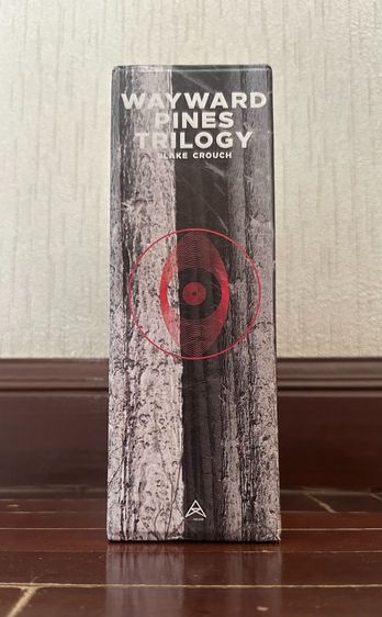 หนังสือ Wayward Pines Trilogy 3 เล่ม พร้อมกล่องสวม เมืองลวงคนเลือน รุ่งอรุณ​แห่งเมืองลวง  ปริศนา​ลับเมือง​มรณะ​ รูปที่ 2