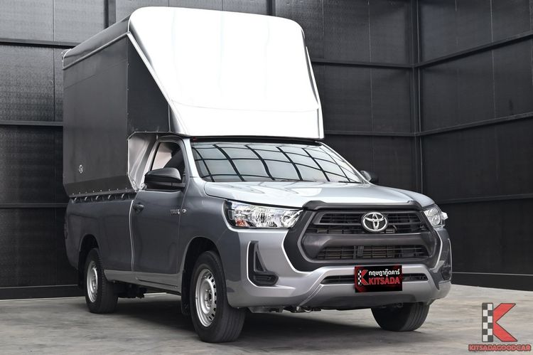 รถ Toyota Hilux Revo 2.4 Entry สี บรอนซ์เงิน