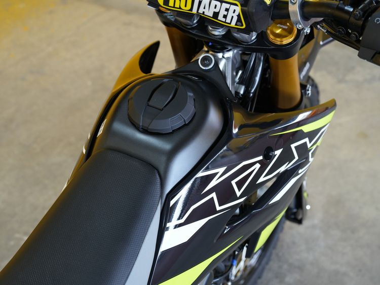 KAWASAKI KLX230 SE ปี 2026 ดาวห์เริ่มต้นที่ 25,000 บ.  รูปที่ 13