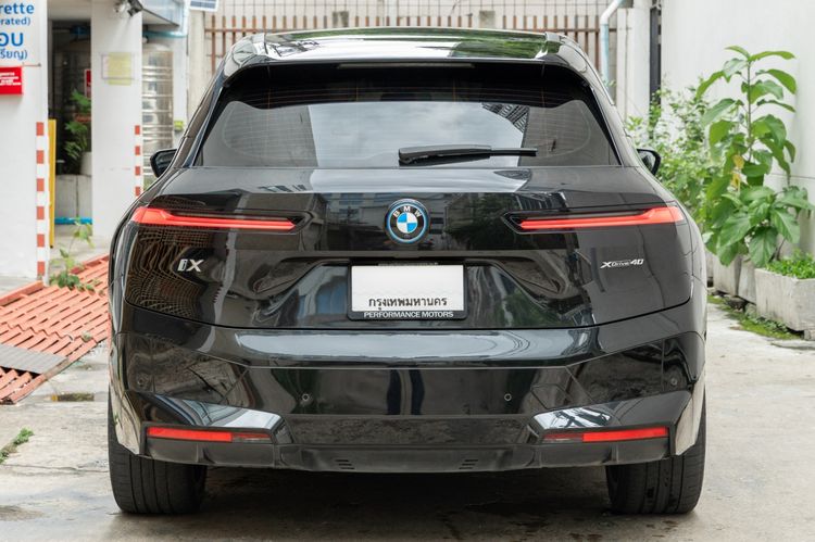 BMW iX 2023 xDrive40 Sport Utility-car ไฟฟ้า ไม่ติดแก๊ส เกียร์อัตโนมัติ ดำ รูปที่ 4