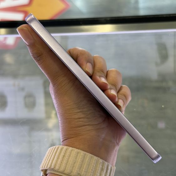 OPPO Reno 13F 5G สีม่วง เครื่องศูนย์ สภาพสวย มีรอยมุมบ้าง จอ6.67นิ้ว แรม12รอม256 Snap6 Gen1 กล้อง50ล้าน(3ตัว)🔥🔥 รูปที่ 3