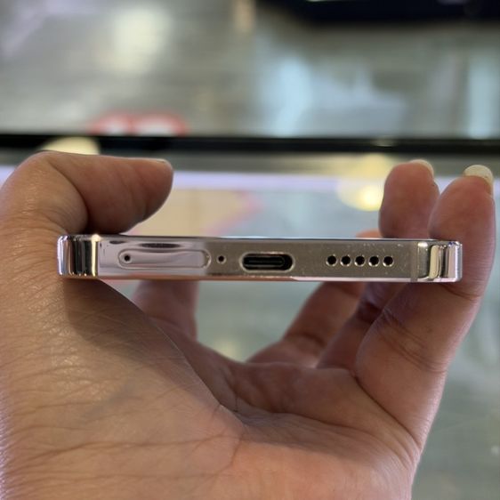 Vivo V23 5G สีทอง เครื่องศูนย์ สภาพสวย จอ6.44นิ้ว แรม12รอม256 Dimensity920 5G กล้อง64ล้าน(3ตัว)🔥🔥 รูปที่ 5