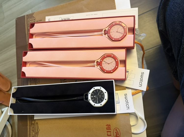 Audemars Piguet x Swatch รูปที่ 2