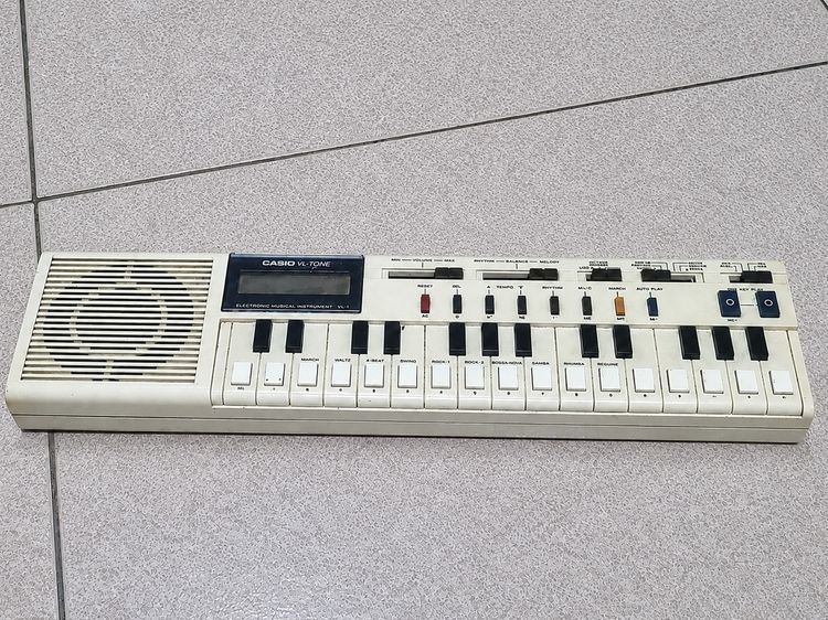 🎹✨ ขาย Casio VL-Tone VL-1 คีย์บอร์ดวินเทจยุค 80s — หายาก น่าสะสม 