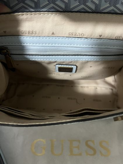 [Like New] GUESS Hallie Top Handle Flap สีฟ้าพาสเทล ลาย Geometric รูปที่ 6