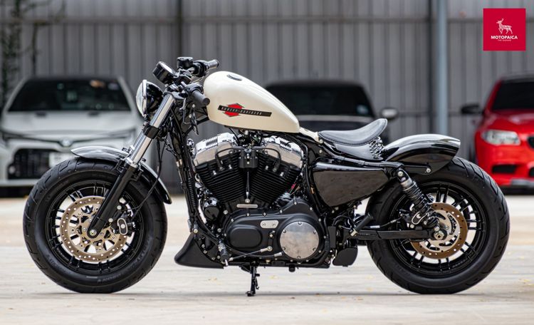 Harley Sportster48 Stage1. ปี2022 สีขาวหายาก วิ่ง4,000Mi. แต่งครบ รูปที่ 3