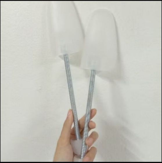 💢ดันทรงรองเท้ามือสอง สีขาว 50คู่ ใช้ได้กับรองเท้าไซส์ 40-47