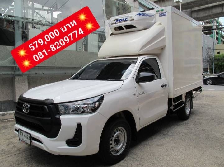 Toyota Hilux Revo 2025 2.4 Entry Van ดีเซล ไม่ติดแก๊ส เกียร์ธรรมดา ขาว