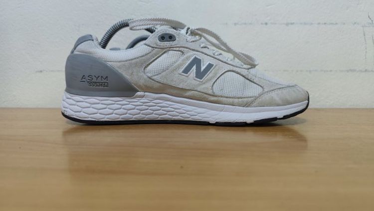 New Balance Fresh Foam 42.0 26.5 แท้ มือสอง รูปที่ 3