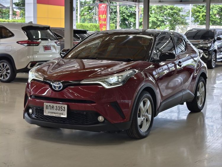 Toyota C-HR 2018 1.8 Hybrid Mid Sedan ไฮบริด ไม่ติดแก๊ส เกียร์อัตโนมัติ แดง รูปที่ 3