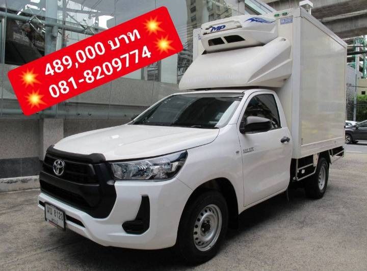 Toyota Hilux Revo 2021 2.4 Entry Van ดีเซล ไม่ติดแก๊ส เกียร์ธรรมดา ขาว