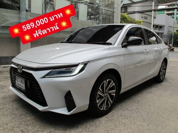 Toyota Yaris ATIV 2025 1.2 Premium Luxury Sedan เบนซิน ไม่ติดแก๊ส เกียร์อัตโนมัติ ขาว