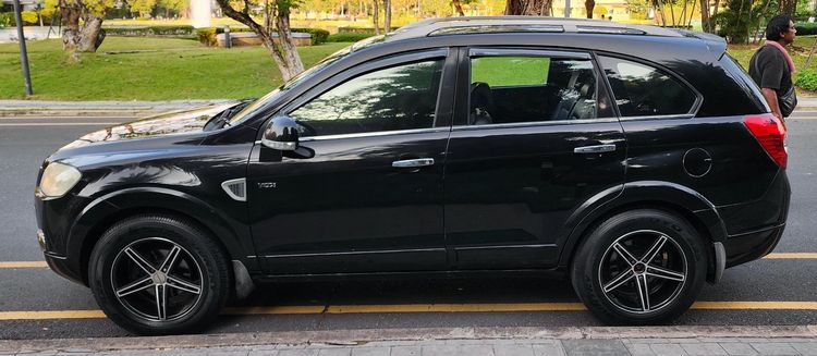 Chevrolet Captiva 2004 2.0 LSX Utility-car ดีเซล เกียร์อัตโนมัติ ดำ รูปที่ 2