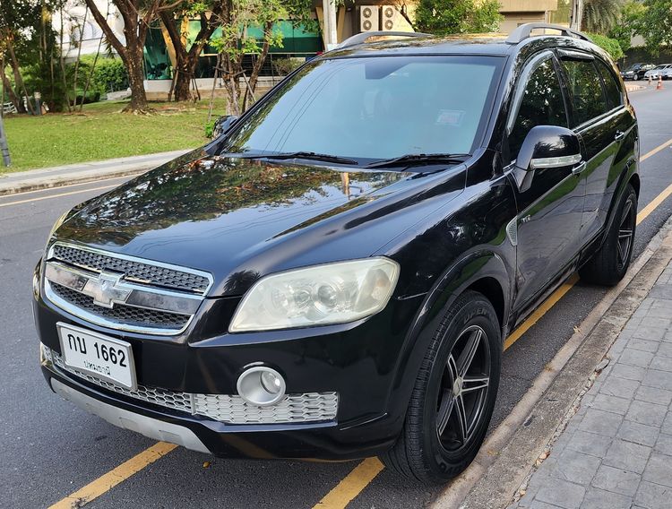 รถ Chevrolet Captiva 2.0 LSX สี ดำ