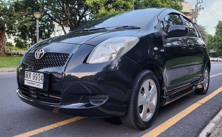 รถ Toyota Yaris 1.5 G Limited สี ดำ