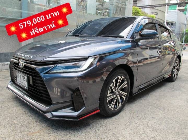 รถ Toyota Yaris ATIV 1.2 Premium สี เทา