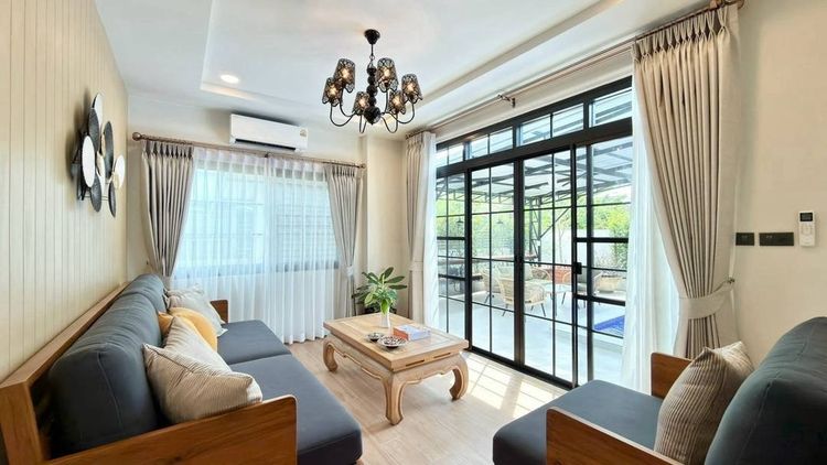 ตกแต่งครบ บ้านพูลวิลล่า สไตล์โมเดิร์น Fully Furnished พร้อมเข้าอยู่ ทำเลดีที่สุด หลังตลาดแม่เหียะ เชียงใหม่ รูปที่ 4