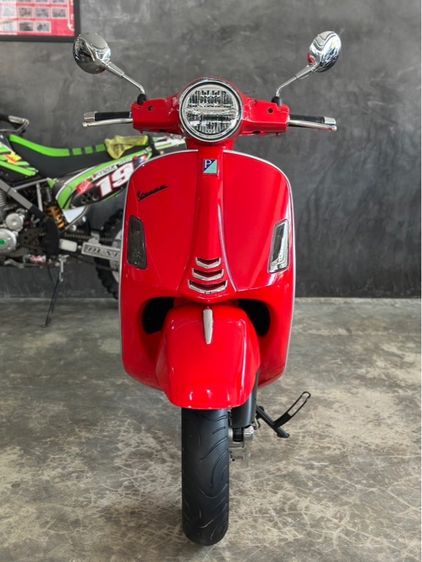 Vespa GTS150 i-get