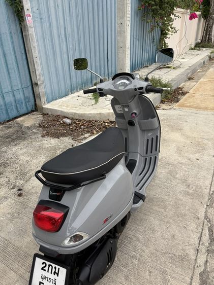 vespa s 125 ปี 2023 ไมล์ 3700 แท้ รูปที่ 4