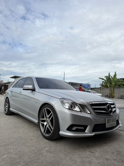 รถ Mercedes-Benz E-Class E250 CDI สี บรอนซ์เงิน