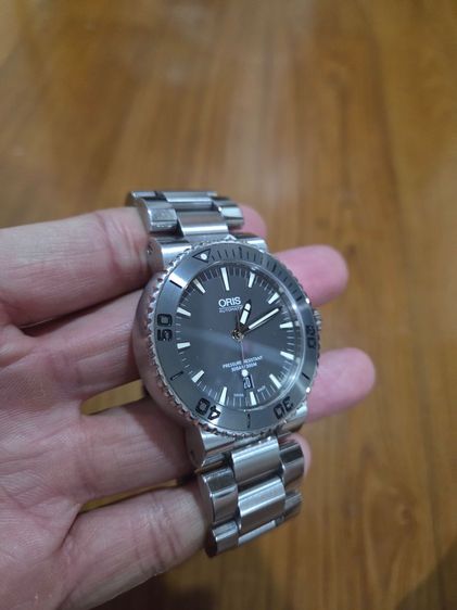 ขายOris Aquis Date (หน้าปัดสีเทา / ขอบเซรามิกสีเทาแมตต์) รหัสอ้างอิง 01 733 7653 4153-07 8 26 01PEB ขนาดตัวเรือน 43 มม. รูปที่ 2